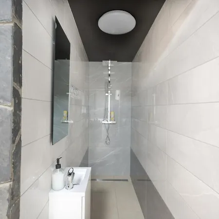 Timaja - Pool, Massage Pool, Sauna Villa Trebnje