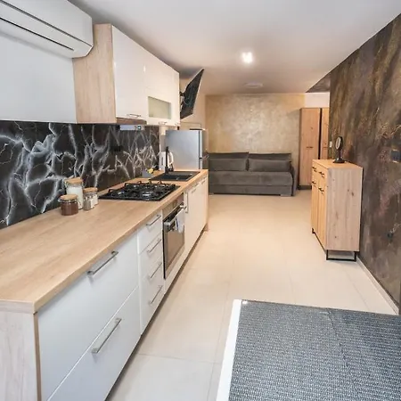 Βίλα Timaja - Pool, Massage Pool, Sauna Trebnje