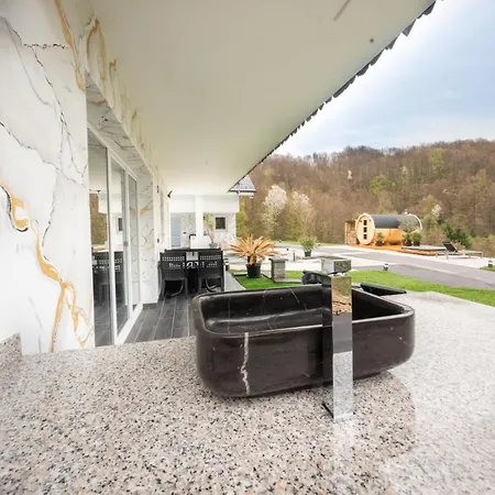 Timaja - Pool, Massage Pool, Sauna * Trebnje