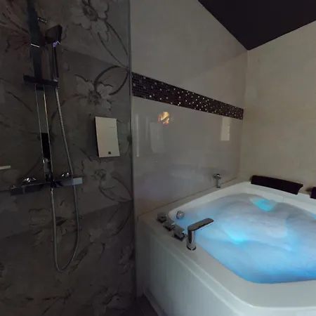 Timaja - Pool, Massage Pool, Sauna * Trebnje