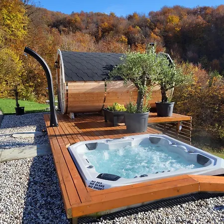 Villa Timaja - Pool, Massage Pool, Sauna *