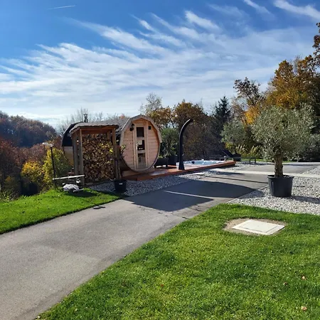 빌라 Timaja - Pool, Massage Pool, Sauna Trebnje