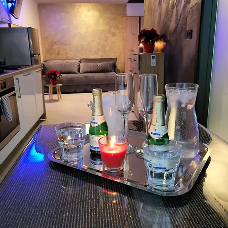 Timaja - Pool, Massage Pool, Sauna Villa