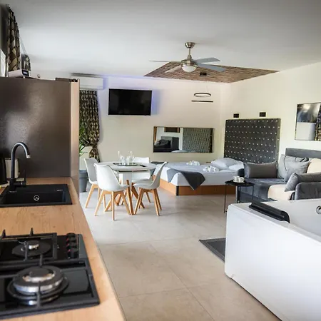 Timaja - Pool, Massage Pool, Sauna Trebnje