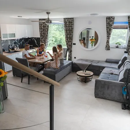 Timaja - Pool, Massage Pool, Sauna Βίλα Trebnje