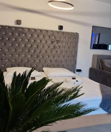 Вилла Timaja - Pool, Massage Pool, Sauna *