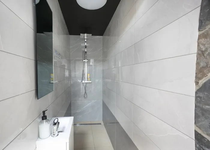 Timaja - Pool, Massage Pool, Sauna Вилла