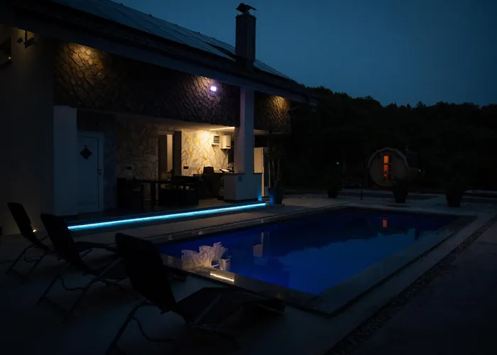 Timaja - Pool, Massage Pool, Sauna ヴィラ