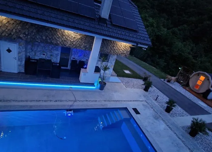 Timaja - Pool, Massage Pool, Sauna ヴィラ Trebnje